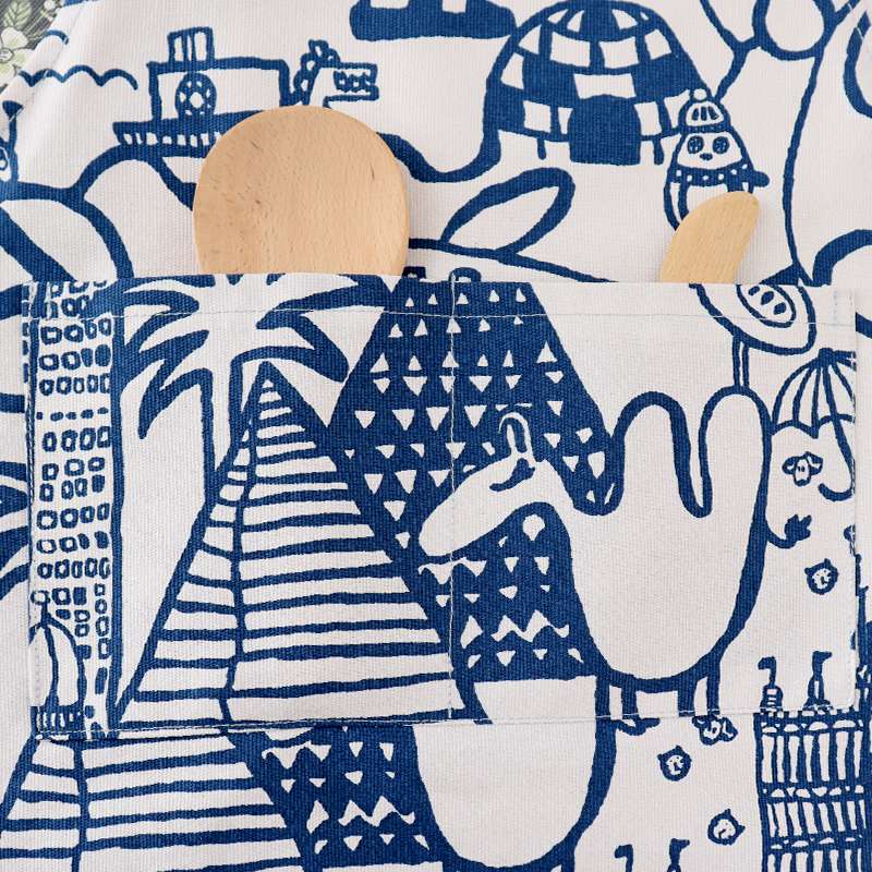 季節を彩る物語保育士 エプロン