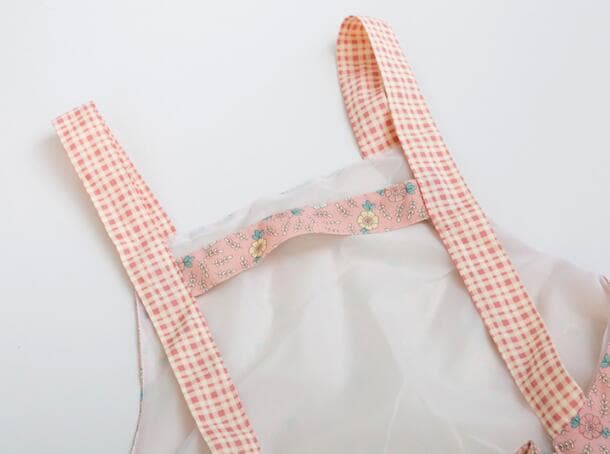 保育士 エプロン かわいい花柄エプロン 台所料理用 大人用汚れ防止